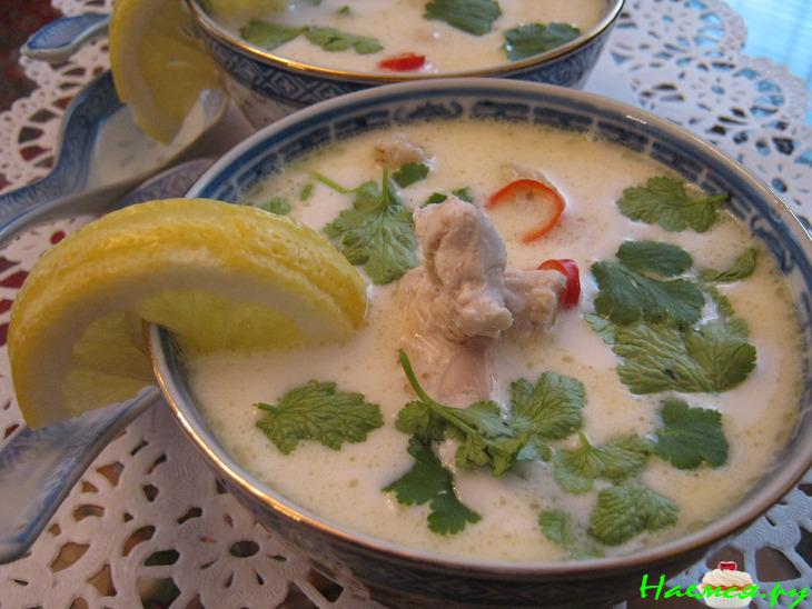 Суп куриный на кокосовом молоке