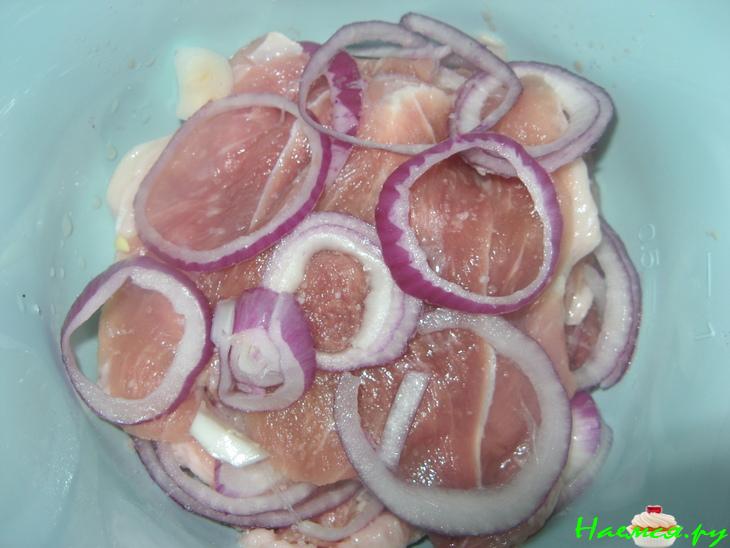 Мясные мешочки с начинкой и кедровыми орешками