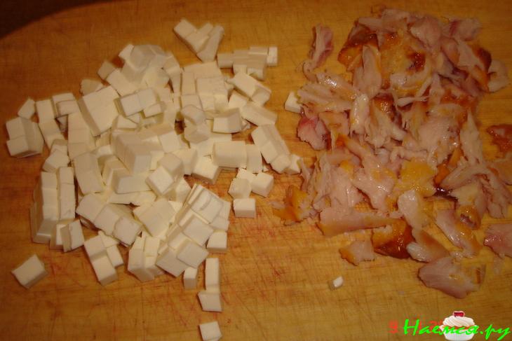 Салат с копченой курочкой "8 Марта"