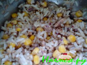 Салат рыбный с кукурузой Салат рыбный с кукурузой