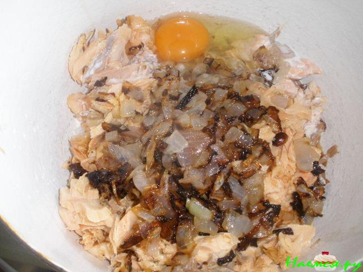 Сырно-лососевый пирог