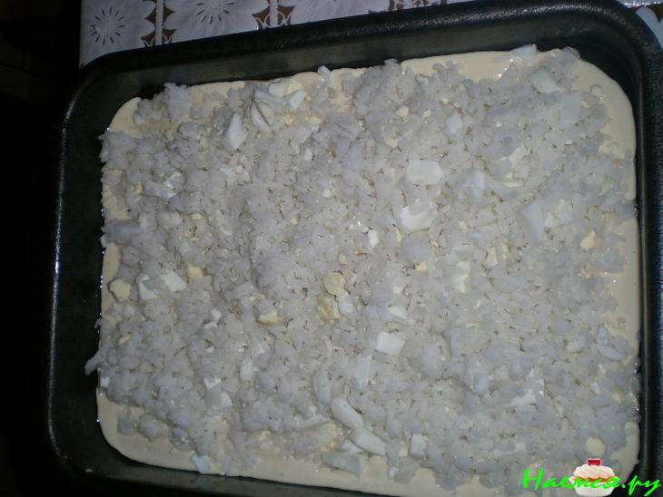 Пирог "Гость на пороге" с рисом и яйцами