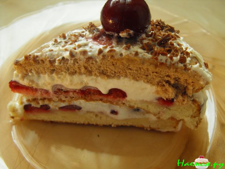 Торт-мороженое со свежей вишней