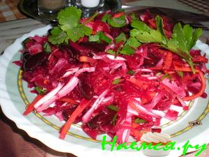 Салат "Литовский" с фасолью и свеклой