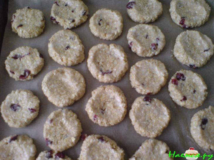 Овсяное печенье с сушеной клюквой Овсяное печенье с сушеной клюквой