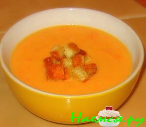 Тыквенный суп-пюре с сухариками
