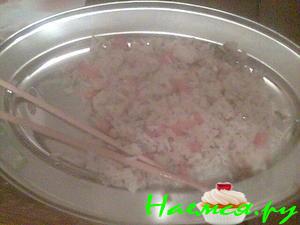 Жареный рис с овощами