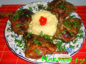 Уточка в рукаве в соусе из киви и мандаринов