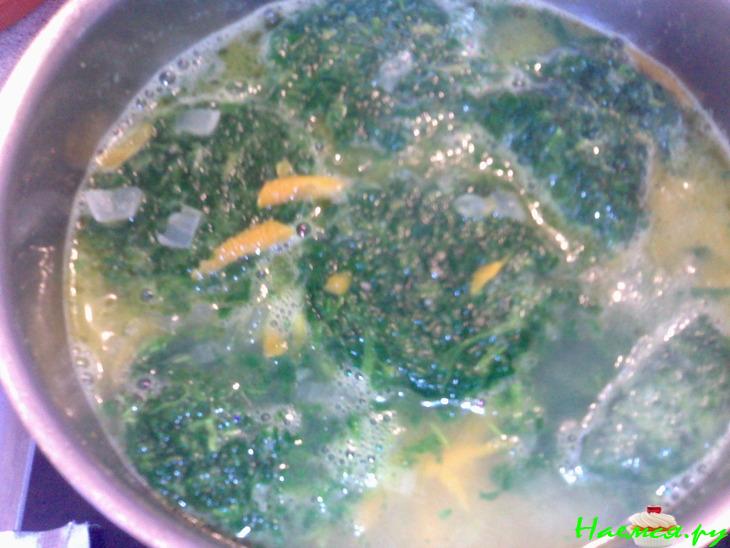 Суп из шпината для любителей здорового питания