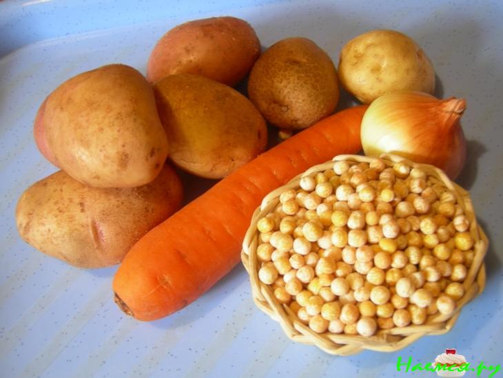 Суп гороховый с баварскими колбасками