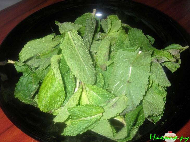 Мятно-творожные пирожные (чизкейки) Мятно-творожные пирожные (чизкейки)