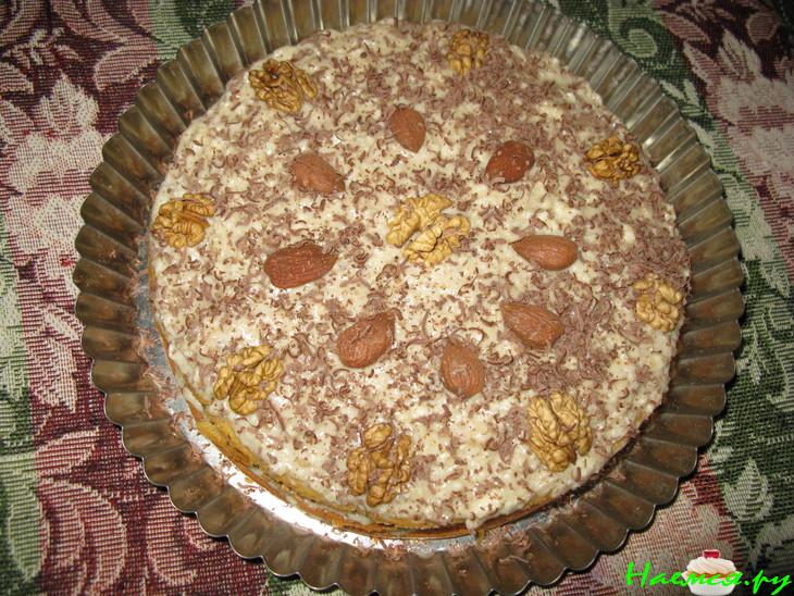 Торт "Ореховый" со сметанным кремом