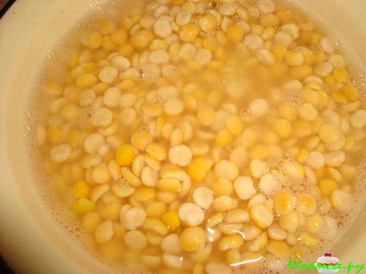 Суп гороховый с грудинкой