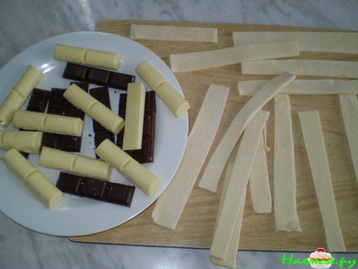 "Слоеные рогалики с шоколадом"