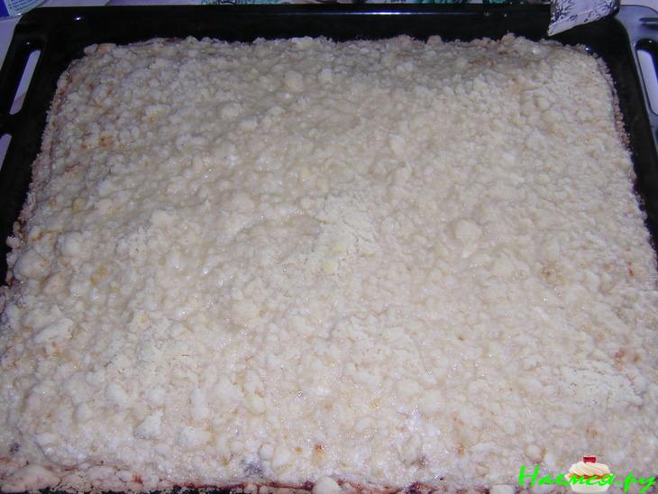 Пирог с творогом и бананами