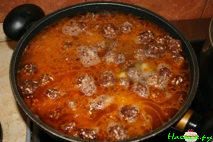 Турма (картофель с фрикадельками)