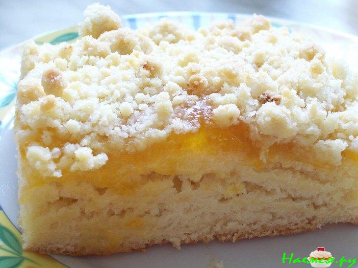 Пирог с абрикосовым вареньем и посыпкой "Штрейзель" Пирог с абрикосовым вареньем и посыпкой "Штрейзель"