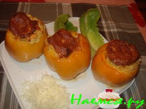 Порционное суфле с помидорами, перцем и песто Порционное суфле с помидорами, перцем и песто