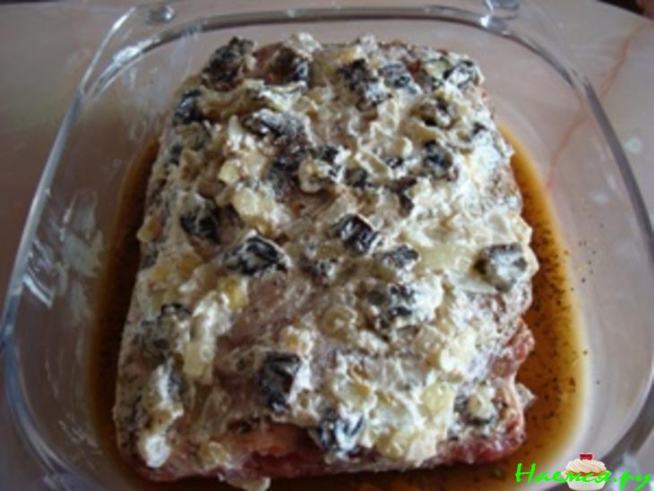 Ребрышки фаршированные с черносливом