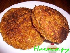 Сытные котлетки с черносливом и грибами