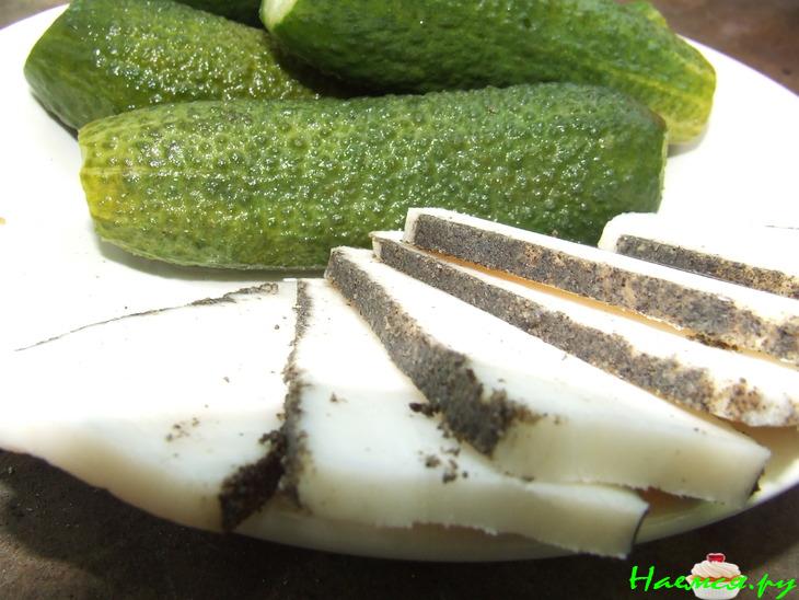 Малосольные огурцы