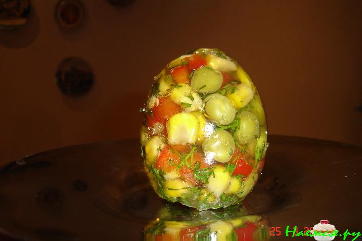 Яйцо "Фаберже" (овощное заливное)
