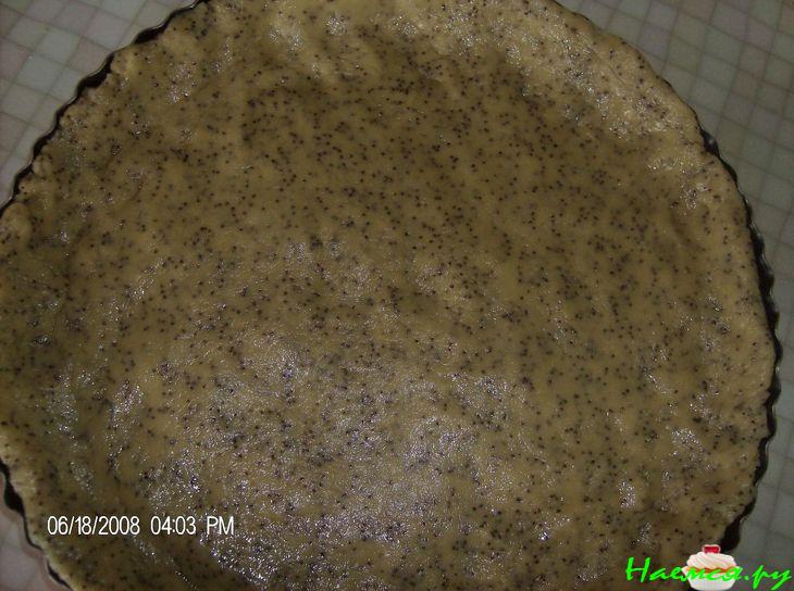 Маковый пирог с абрикосами