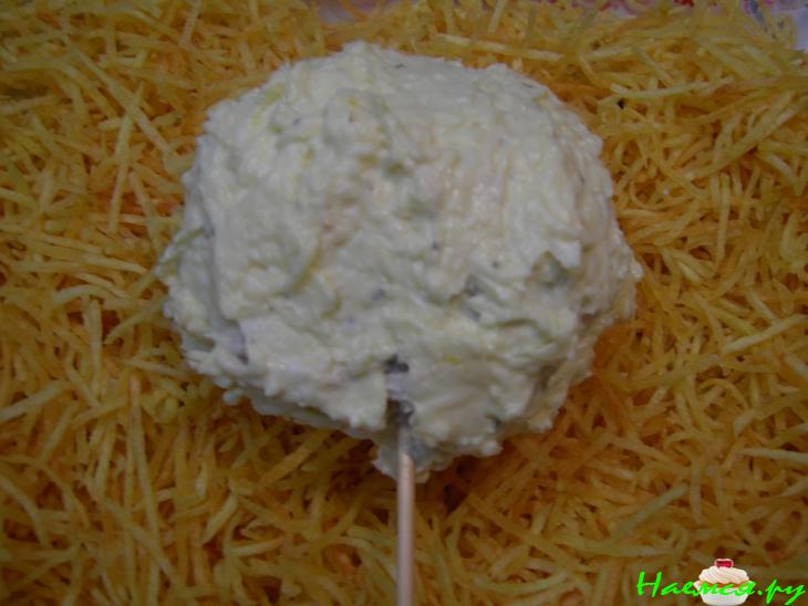 Праздничная куриная закуска с курагой Праздничная куриная закуска с курагой