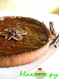 Флорентийский пирог с карамельной начинкой