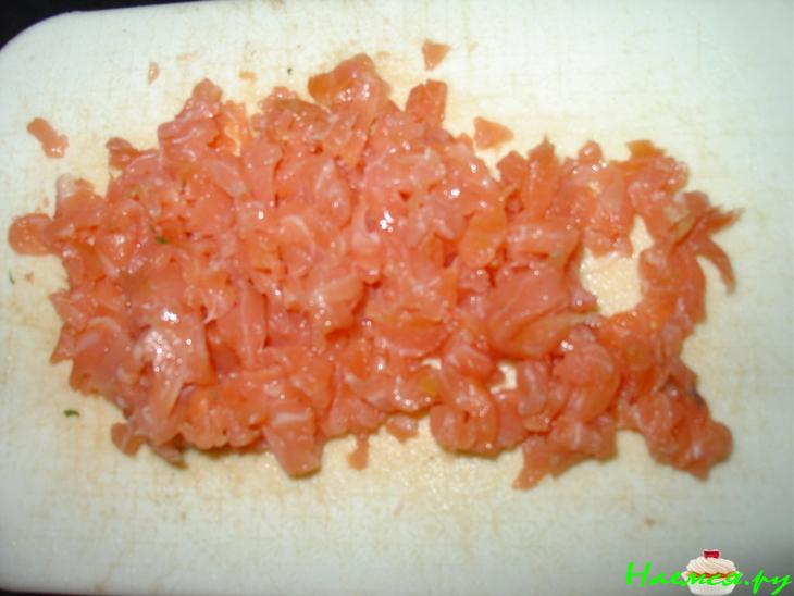 Лососевое масло с лимоном и базиликом Лососевое масло с лимоном и базиликом