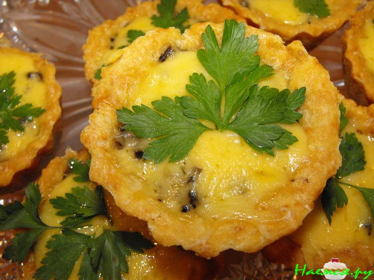 Корзинки с грибами