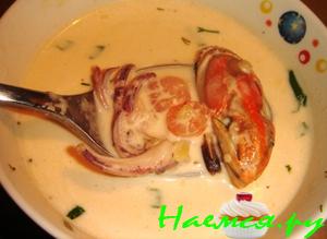 Молочный суп с морепродуктами