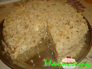 Торт "Ореховый" с кремом на сгущенке