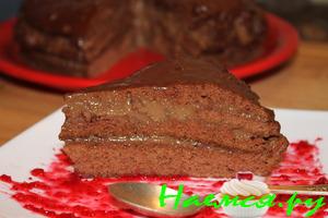 Торт горькошоколадный с кофейным кремом и ромовой пропиткой