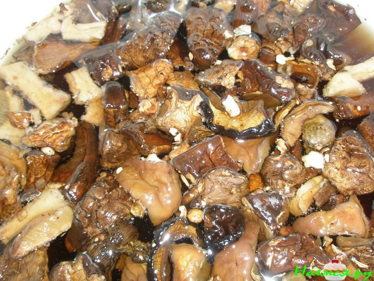 Суп сырный фасолево-грибной