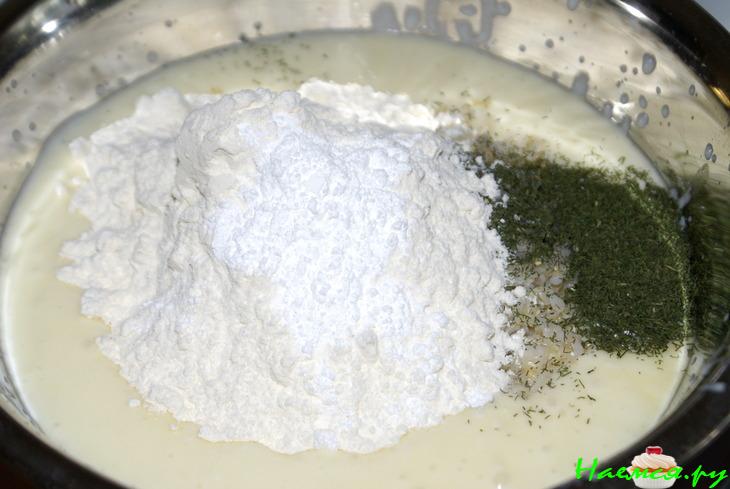 Пирог с брокколи и рисом