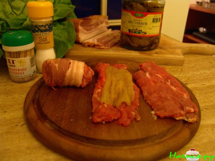 Мясные рулетики в беконе Мясные рулетики в беконе