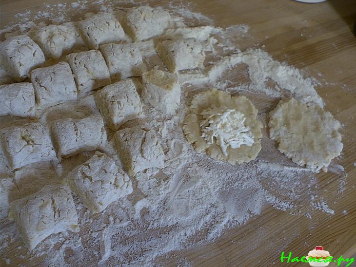 Пирожки картофельные с брынзой