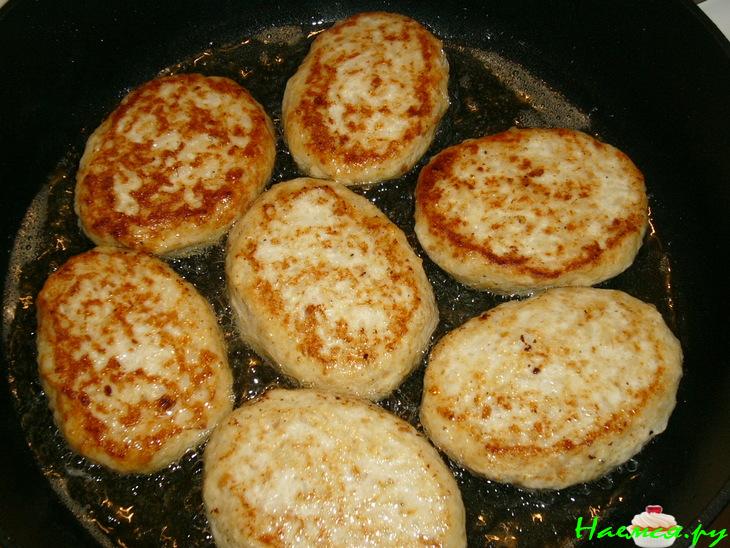 Котлеты из куриных грудок и риса (мой вариант)