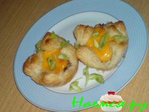 Грибные корзинки с шалфеем и сыром