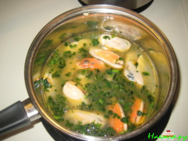 Мидии в вине