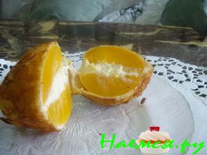 Персики с сыром в ореховой скорлупе