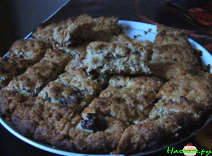 Финиковые пирожные с овсяными хлопьями Финиковые пирожные с овсяными хлопьями