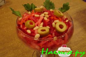 Овощной салат с сельдереем Овощной салат с сельдереем