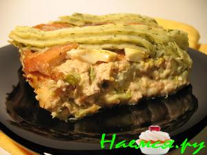 Два вида красной рыбки, запеченные с картошкой