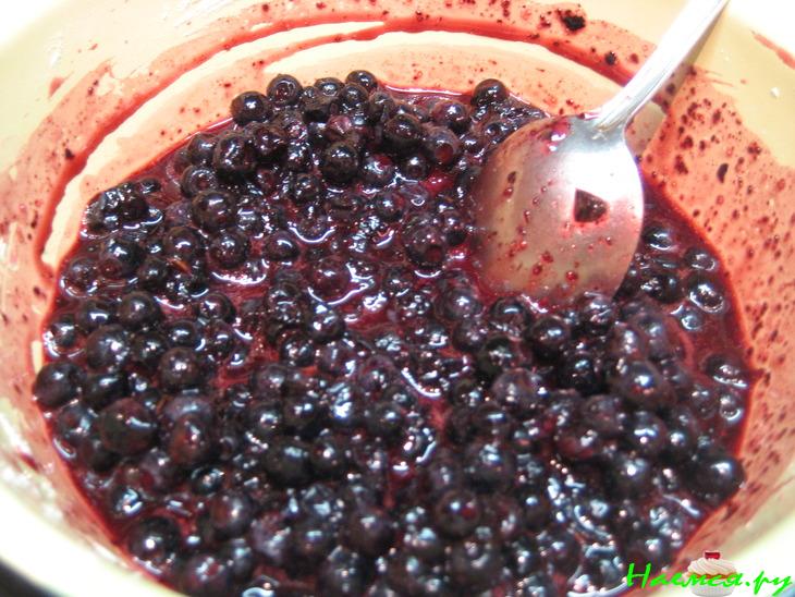 Пирог с черникой