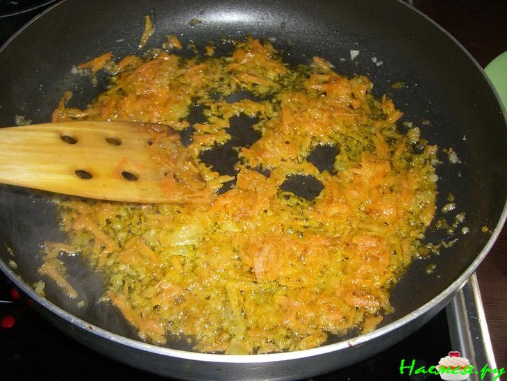 Вкусная рыбка в оранжевой подливке!