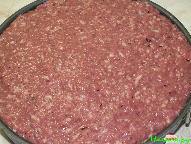 Мясной пирог с куриными потрошками