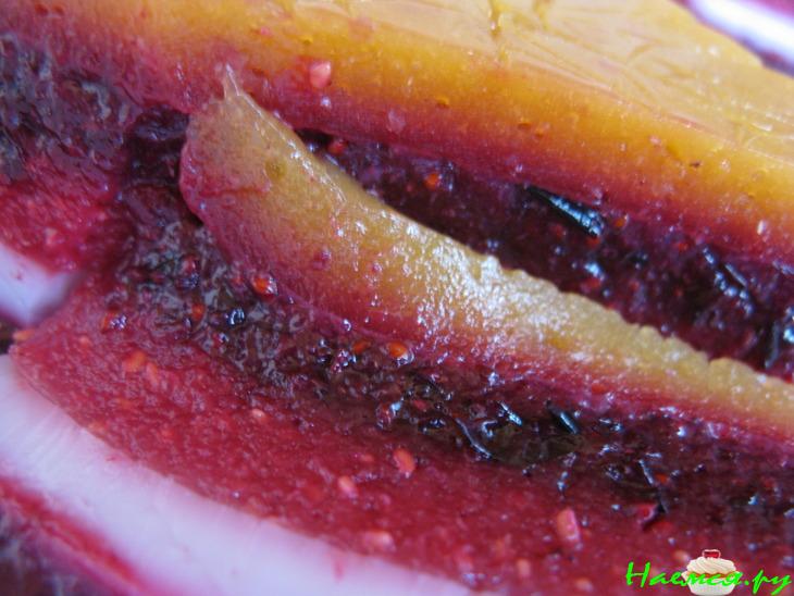 Фруктово-ягодный слоёный торт-желе