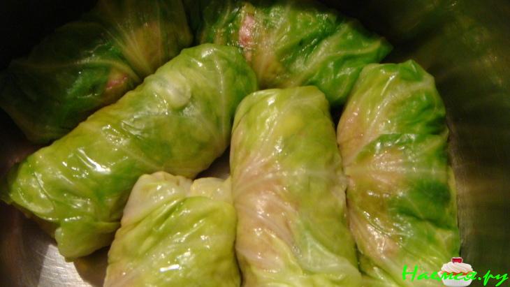 Голубцы с овощной подливкой